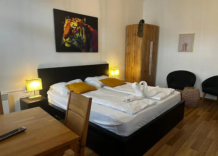 Next To Stadthalle I Your Retreat In *