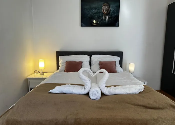 Daire Next To Stadthalle I Your Retreat In *